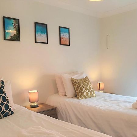 The Belmont, Old Town Apartment Суиндън Екстериор снимка